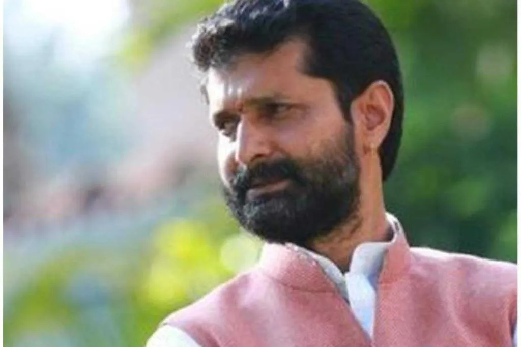 Rumors in social media about admk mp 